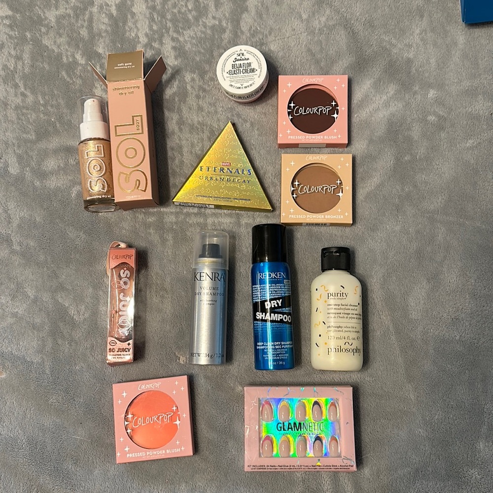 BNIB makeup lot. Highlighter blush bronzer colourpop body oil urban decay